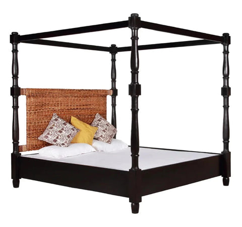 Island Canopy Bed Queen